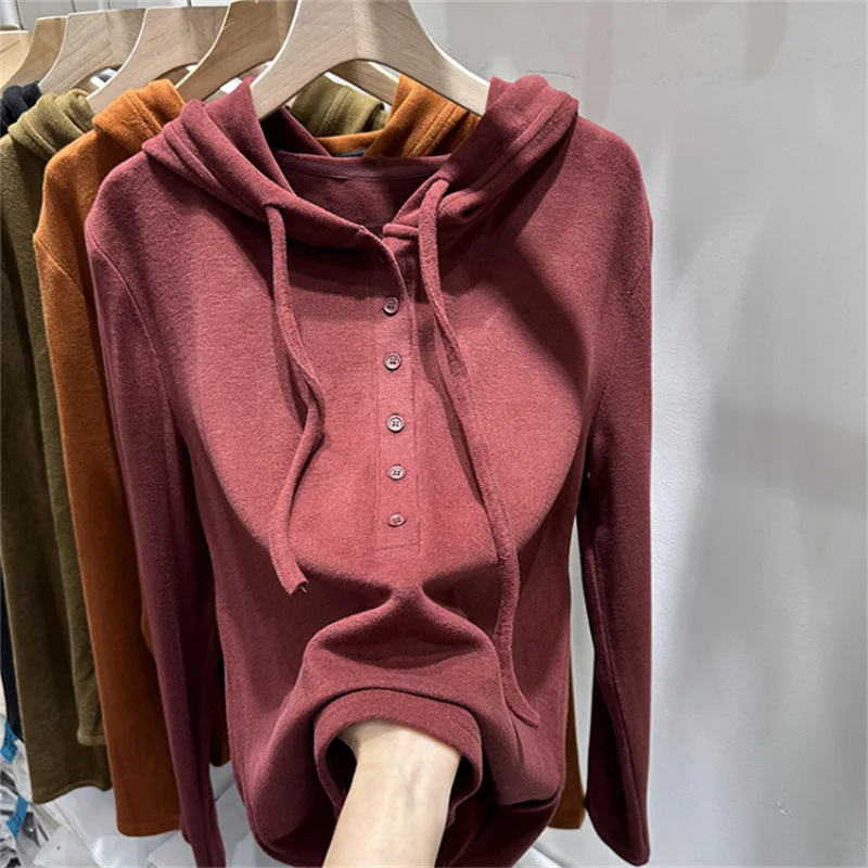 New 2024 Red Button Double-Sided Fleece Hooded Sweatshirt for Women, Warm and Loose Fit Top with Added Fleece Lining
New 2024 Red Button Double-Sided Fleece Hooded Sweatshirt for Women, Warm and Loose Fit Top with Added Fleece Lining