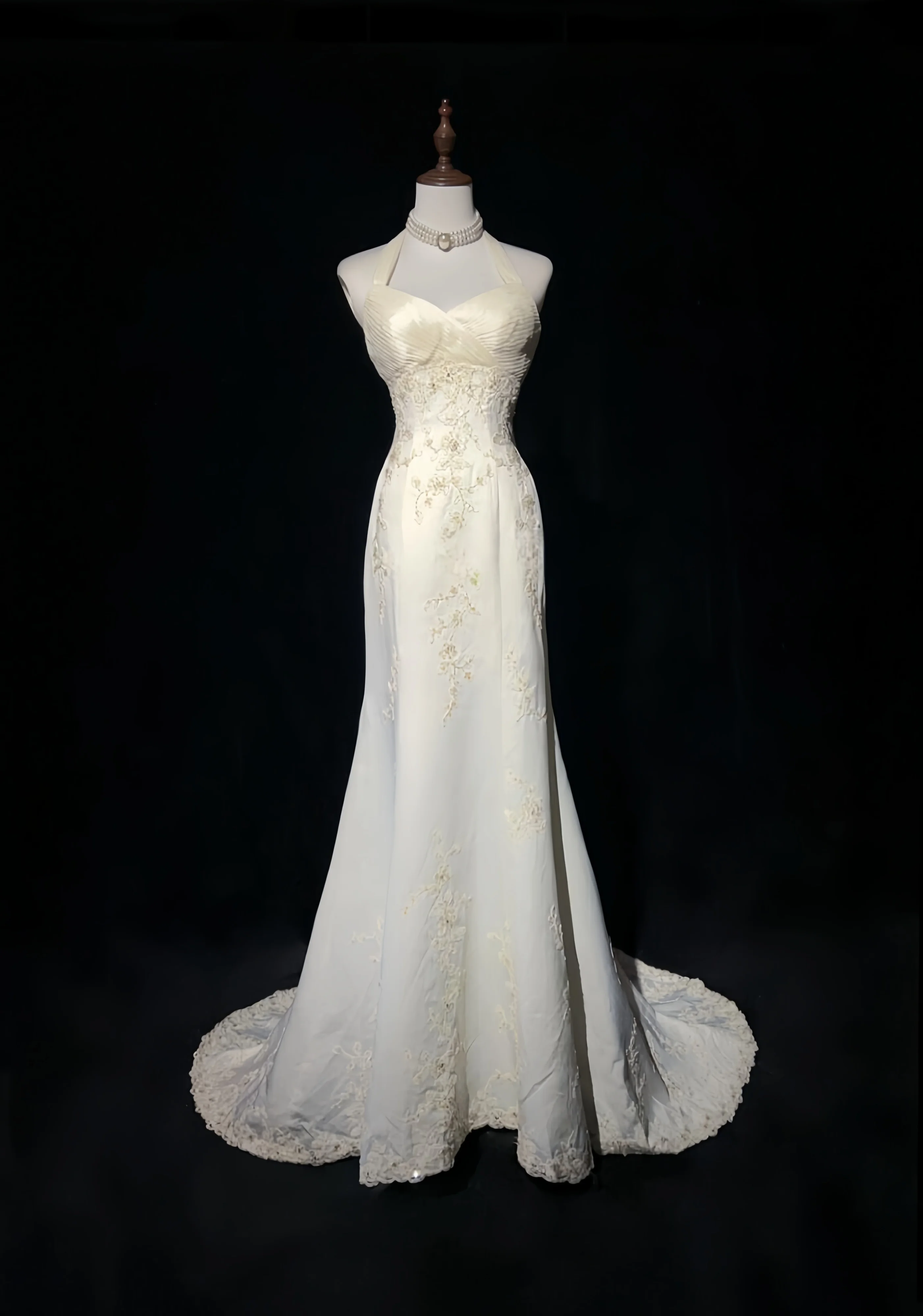Elegant White Prom Dress Mermaid Long Skirt Satin Pleated Sleeveless Sweetheart Collar Special Occasion Wedding Reception Dress
Elegant White Prom Dress Mermaid Long Skirt Satin Pleated Sleeveless Sweetheart Collar Special Occasion Wedding Reception Dress