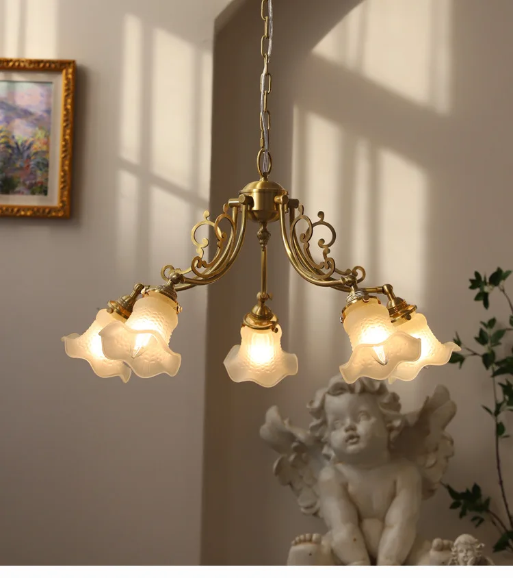 French all copper pendant lamp, carved lamp arm, white jade glass, American retro living room, bedroom, dining room lighting
French all copper pendant lamp, carved lamp arm, white jade glass, American retro living room, bedroom, dining room lighting