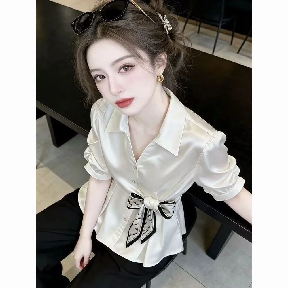 Retro Waist-Cinching Silk Scarf Shirt Women's Fashionable Korean Design Summer Trendy Collar Long Sleeve Breathable Poly...
Retro Waist-Cinching Silk Scarf Shirt Women's Fashionable Korean Design Summer Trendy Collar Long Sleeve Breathable Poly...