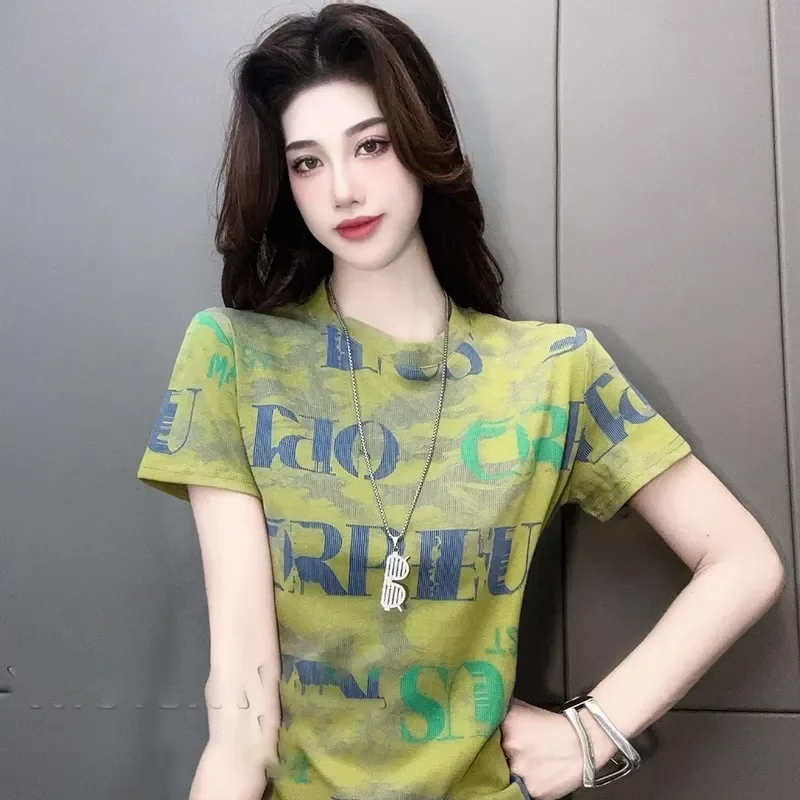 Women's Loose Fit Short Sleeve T-Shirt with Letter Print Casual Summer Top in Yellow Green Gradient Design
Women's Loose Fit Short Sleeve T-Shirt with Letter Print Casual Summer Top in Yellow Green Gradient Design