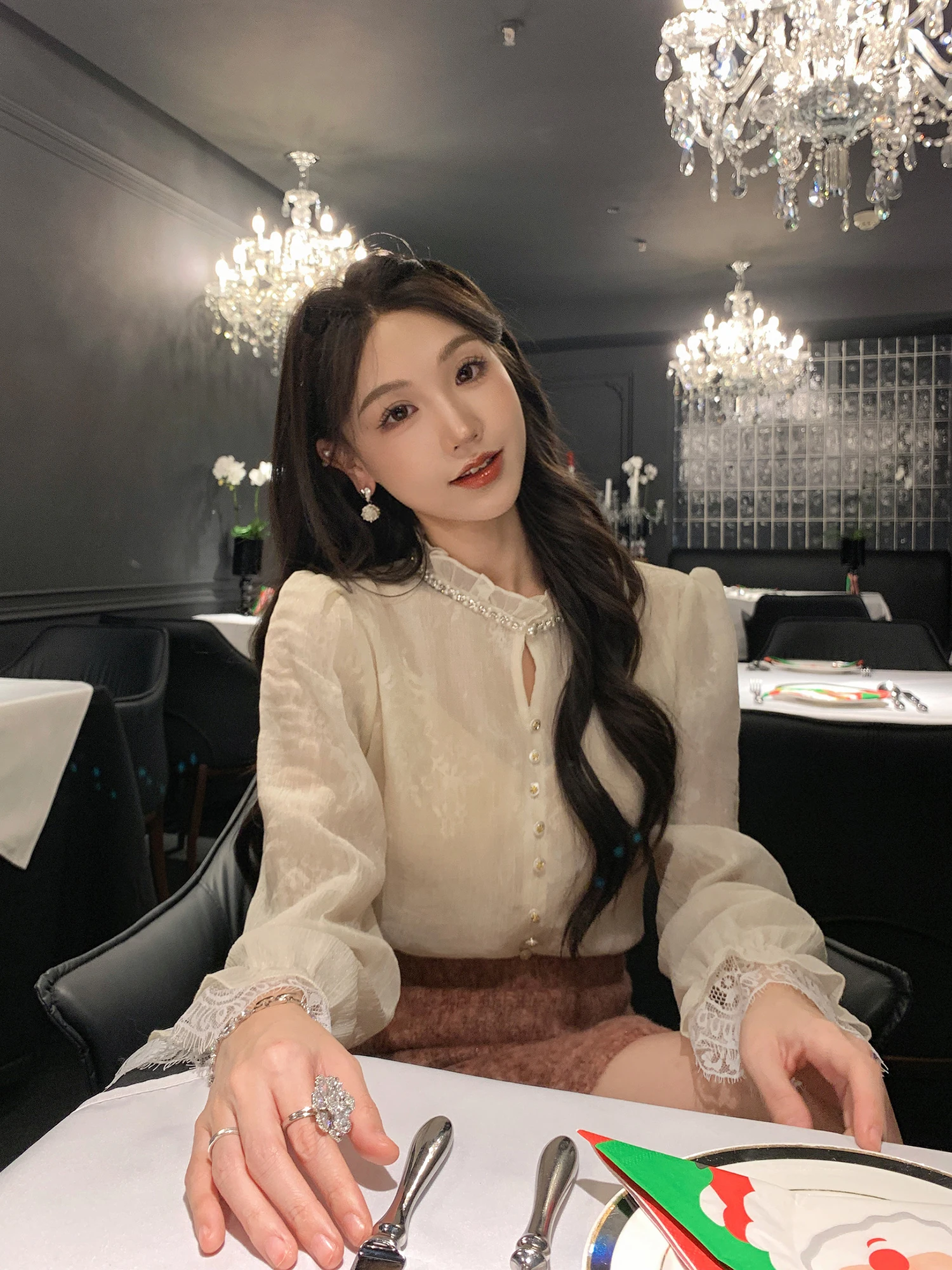 Gogogo Home Chinese Sle round Ne Floral Embroidery irt Women's Base Layer Top Loose Fit Long Sve Girls' Faion
Gogogo Home Chinese Sle round Ne Floral Embroidery irt Women's Base Layer Top Loose Fit Long Sve Girls' Faion