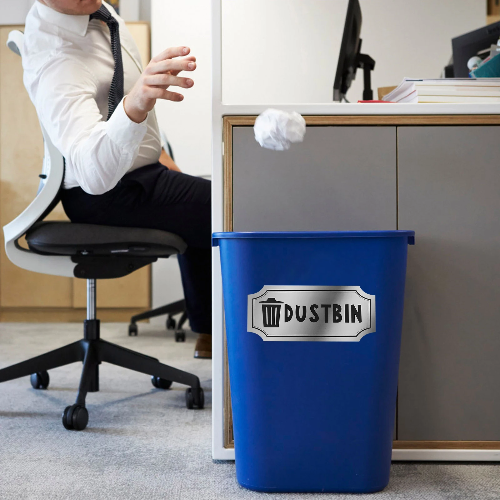 1 set Trash Can Stickers Self Adhesive PVC Recycling Bin Labels Garbage Signs Easy Removal Cleanable Waste Management
1 set Trash Can Stickers Self Adhesive PVC Recycling Bin Labels Garbage Signs Easy Removal Cleanable Waste Management