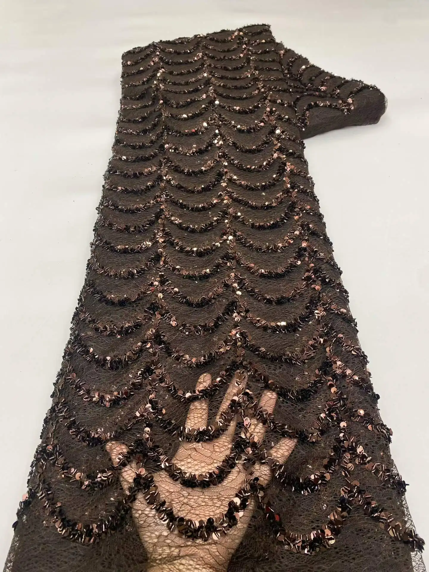 Luxury African Net Lace Fabric 2026 High Quality French Sequins Lace Fabric for Bridal Wedding Evening Gown Material 5 Yards
Luxury African Net Lace Fabric 2026 High Quality French Sequins Lace Fabric for Bridal Wedding Evening Gown Material 5 Yards