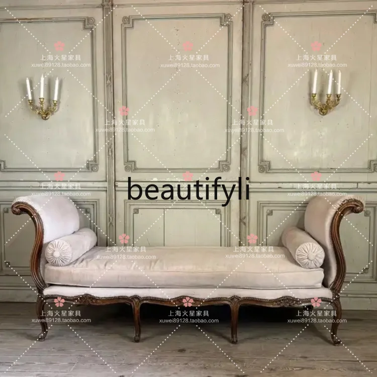 French solid wood velvet bedside stool retro simple fabric shoe changing stool casual sofa chair
French solid wood velvet bedside stool retro simple fabric shoe changing stool casual sofa chair