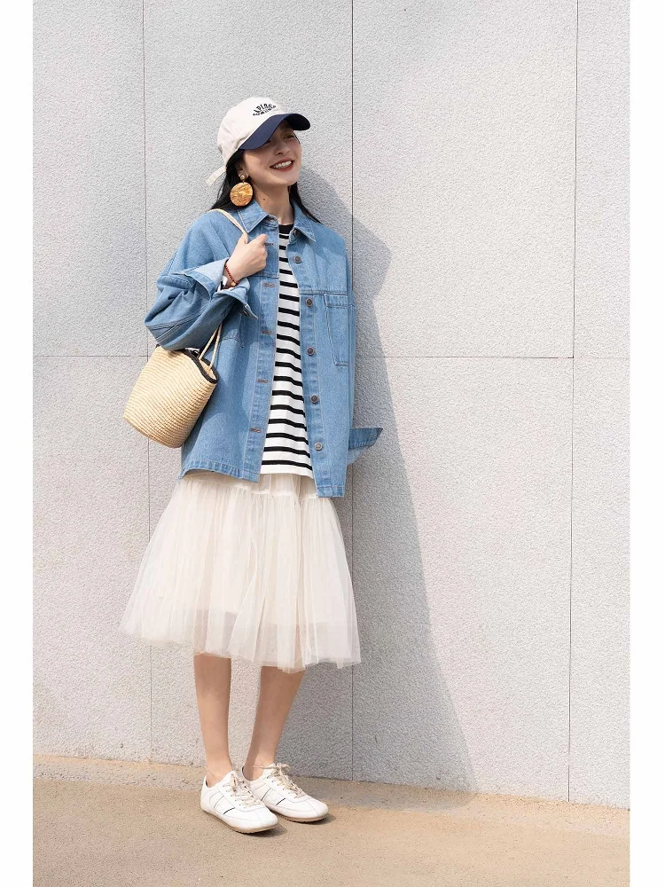 Simple Sli Cotton Denim Waed irt Jaet for Women Spring 2025 00% Cotton Ladies' ort Outerwear 4304
Simple Sli Cotton Denim Waed irt Jaet for Women Spring 2025 00% Cotton Ladies' ort Outerwear 4304