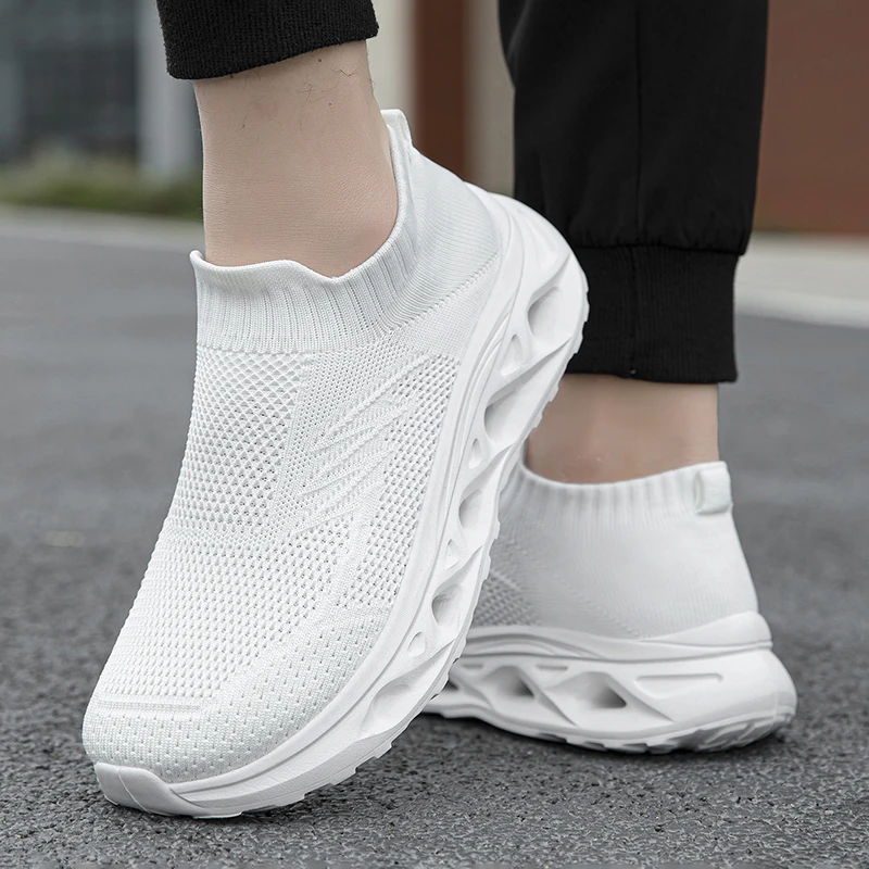 2026 New Couple Breathable Sock Sneakers, Lightweight Anti-slip Wear-resistant Wide Toe Casual Sports Shoes for Men Women
2026 New Couple Breathable Sock Sneakers, Lightweight Anti-slip Wear-resistant Wide Toe Casual Sports Shoes for Men Women