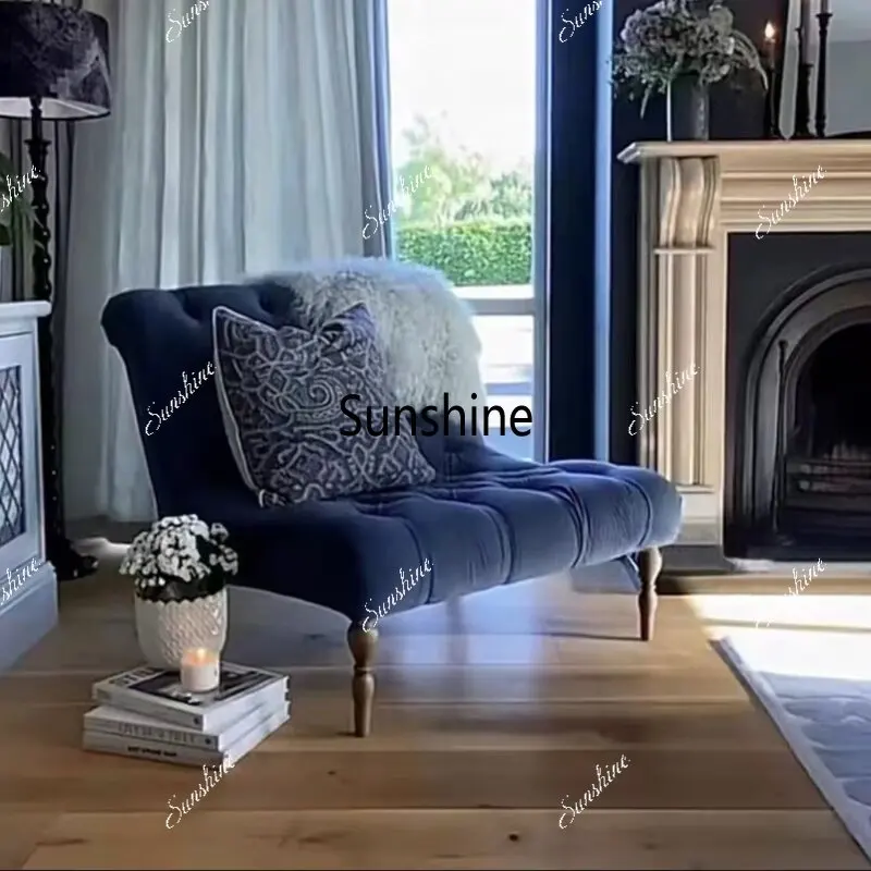 French retro style dark blue velvet fabric single sofa chair, casual
French retro style dark blue velvet fabric single sofa chair, casual