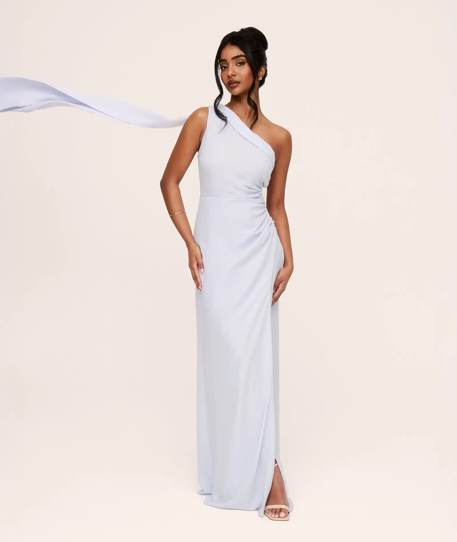 Bridesmaid Dresses 2026 Women Chiffon Maxi Dress Imple Solid Sleeveless A-line Saudi Wedding Party Attire Prom Evening Gowns
Bridesmaid Dresses 2026 Women Chiffon Maxi Dress Imple Solid Sleeveless A-line Saudi Wedding Party Attire Prom Evening Gowns