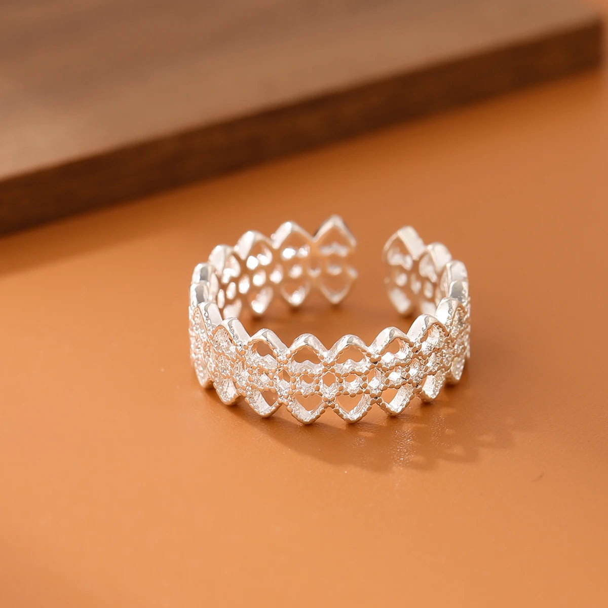 New Beautiful Lace Popular Exquisite Hollow 925 Sterling Silver Jewelry Personality Flower Women Opening Rings R262
New Beautiful Lace Popular Exquisite Hollow 925 Sterling Silver Jewelry Personality Flower Women Opening Rings R262