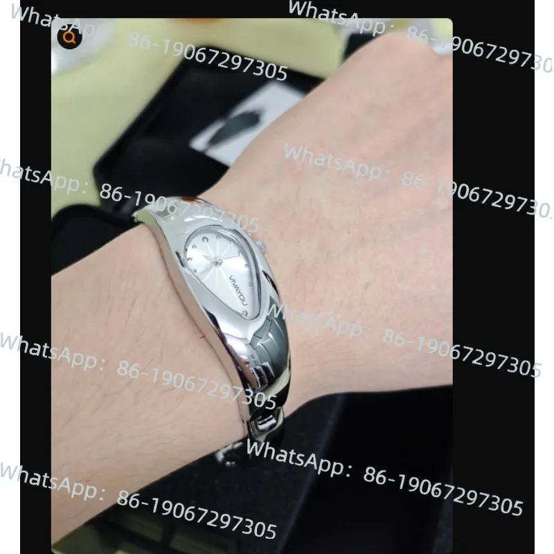 Оригинальные часы с каплями воды, дизайн тысячелетия, ретро-модные персонализированные часы-браслет в стиле средневеко
Оригинальные часы с каплями воды, дизайн тысячелетия, ретро-модные персонализированные часы-браслет в стиле средневеко