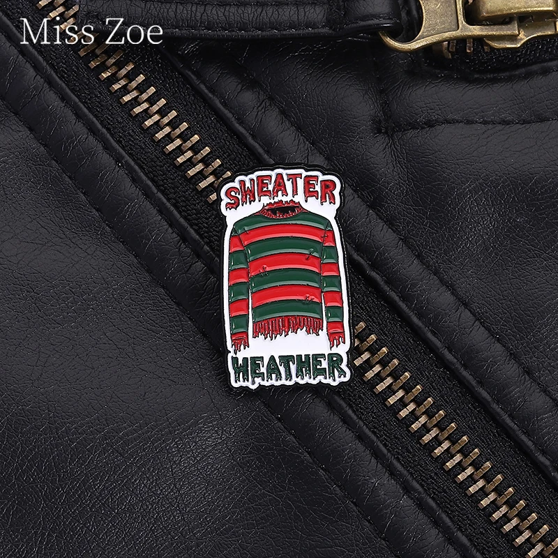 Classic Horror Movie Characters Enamel Pins Terror Thriller Sweater Metal Brooches Backpack Lapel Badge Halloween Jewelry Gifts
Classic Horror Movie Characters Enamel Pins Terror Thriller Sweater Metal Brooches Backpack Lapel Badge Halloween Jewelry Gifts
