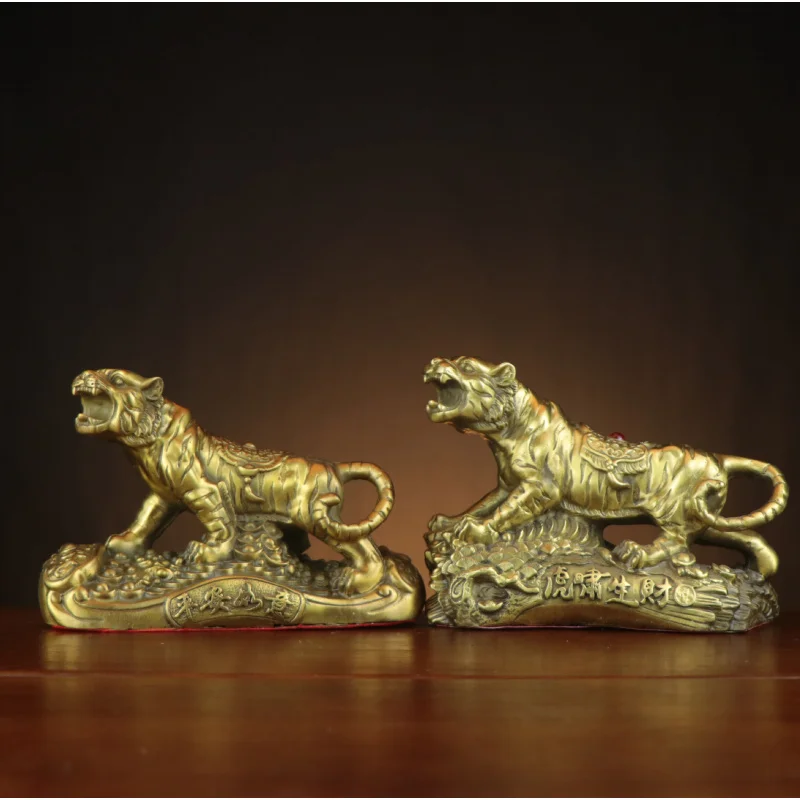 All-copper , roaring to bring wealth, zodiac climbing the mountain, auspicious and peaceful tiger, home, shop,
All-copper , roaring to bring wealth, zodiac climbing the mountain, auspicious and peaceful tiger, home, shop,