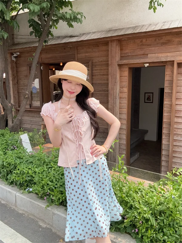 Kumikumi Gentle Breeze Ruffle Sleeve Shirt And Polka Dot Skirt Two Piece Set Women's Fashion Spring Summer Outfit
Kumikumi Gentle Breeze Ruffle Sleeve Shirt And Polka Dot Skirt Two Piece Set Women's Fashion Spring Summer Outfit