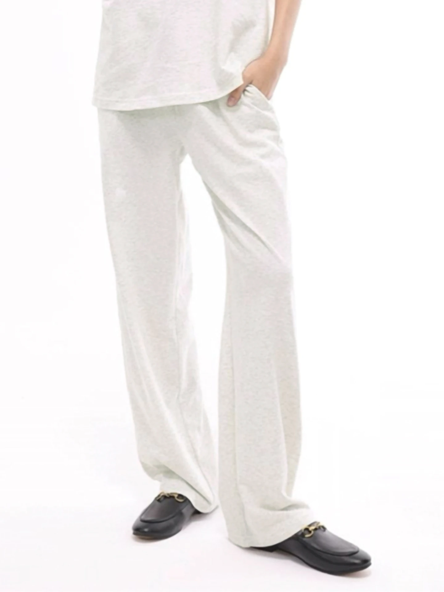 Summer Lightweight Cloud Skin-Friendly Overthsea Set Casual Straight Leg Pants Elastic Waist Cotton Ladies Fashion
Summer Lightweight Cloud Skin-Friendly Overthsea Set Casual Straight Leg Pants Elastic Waist Cotton Ladies Fashion
