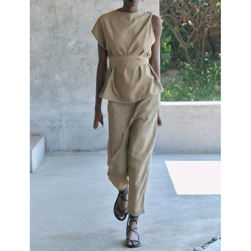 Новое весеннее поступление, комплект из смешанного льна, брюки и топ с галстуком-бабочкой, асимметричный дизайн для женщин
Новое весеннее поступление, комплект из смешанного льна, брюки и топ с галстуком-бабочкой, асимметричный дизайн для женщин