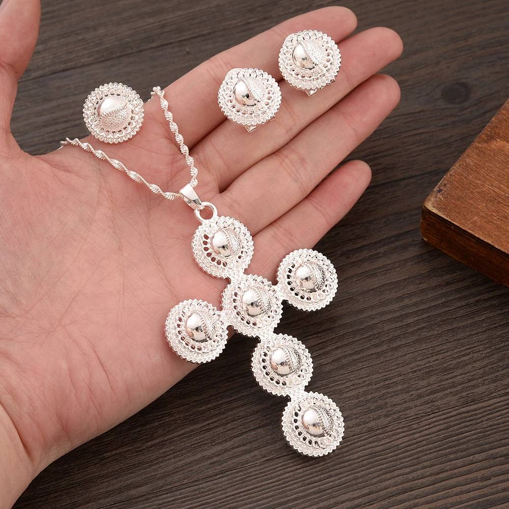 Tai Chi Pattern Silver Plated Vintage Dubai African Cross Jewelry Set Women Men Charms Necklace Earrings Wedding Gifts
Tai Chi Pattern Silver Plated Vintage Dubai African Cross Jewelry Set Women Men Charms Necklace Earrings Wedding Gifts