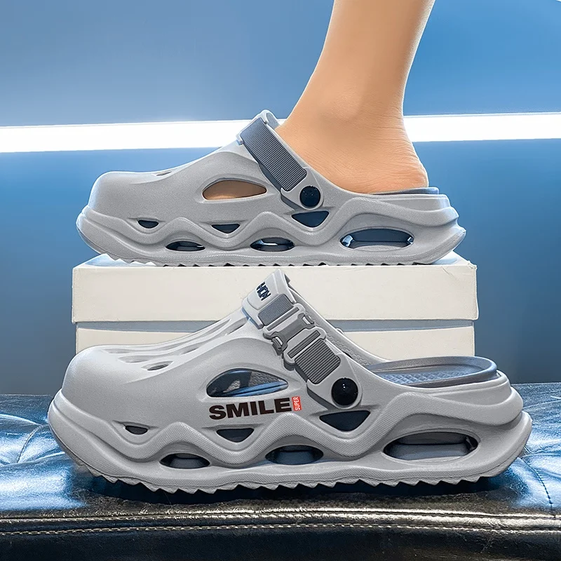 Men's Summer Outdoor Anti-slip Thick Bottom Hole Hole Shoes Sports Beach Sandals Casual Flat Footwear Youth EVA Material
Men's Summer Outdoor Anti-slip Thick Bottom Hole Hole Shoes Sports Beach Sandals Casual Flat Footwear Youth EVA Material