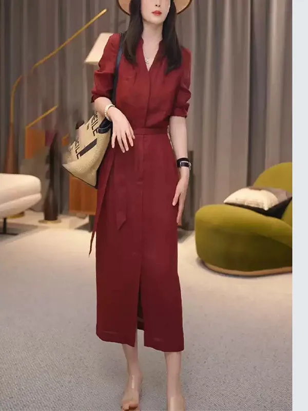Summer New V-Neck Cotton Linen Five-Quarter Sleeve Dress Women's Waist-Cinching Belted Slimming Midi Dress High-End Feeling L...
Summer New V-Neck Cotton Linen Five-Quarter Sleeve Dress Women's Waist-Cinching Belted Slimming Midi Dress High-End Feeling L...