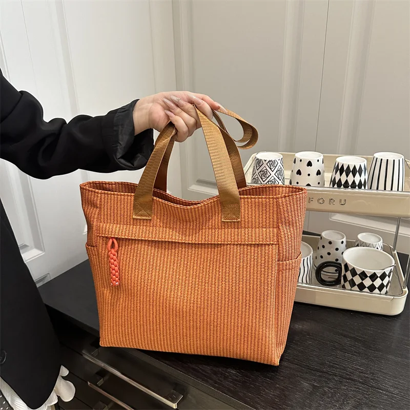 2025 Corduroy Commuter Tote Bag for Women Minimalist Shoulder Crossbody Purse Fashionable Handbag
2025 Corduroy Commuter Tote Bag for Women Minimalist Shoulder Crossbody Purse Fashionable Handbag