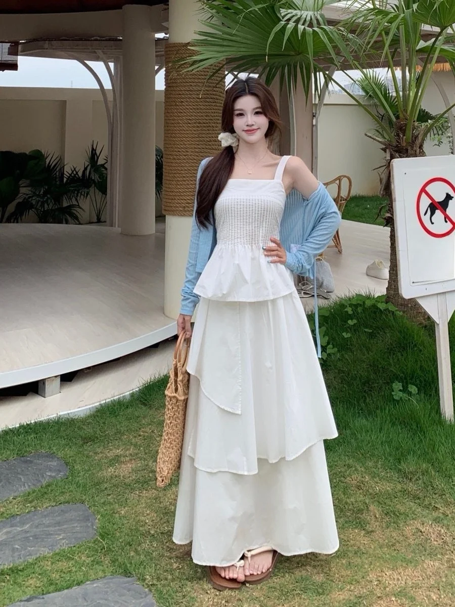 plus Size Women's Gentle Style Summer New Waist-Cinching Strap Top Cake Skirt Sunscreen Cardigan Outerwear Set
plus Size Women's Gentle Style Summer New Waist-Cinching Strap Top Cake Skirt Sunscreen Cardigan Outerwear Set
