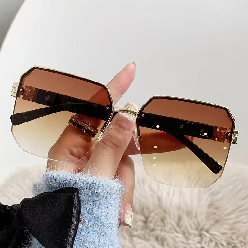 Square Half Frame Sunglasses For Men Women Fashion Casual Vintage Personalized Outdoor Driving Beach Sun Glasses Eyeglasses 2025
Square Half Frame Sunglasses For Men Women Fashion Casual Vintage Personalized Outdoor Driving Beach Sun Glasses Eyeglasses 2025