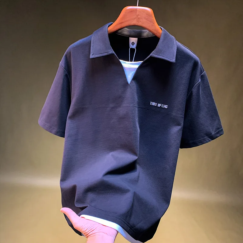 2025 Summer New Fake Two piece Polo Shirt Short Sleeve Men's Thin Loose V-neck Flip Collar Shirt
2025 Summer New Fake Two piece Polo Shirt Short Sleeve Men's Thin Loose V-neck Flip Collar Shirt
