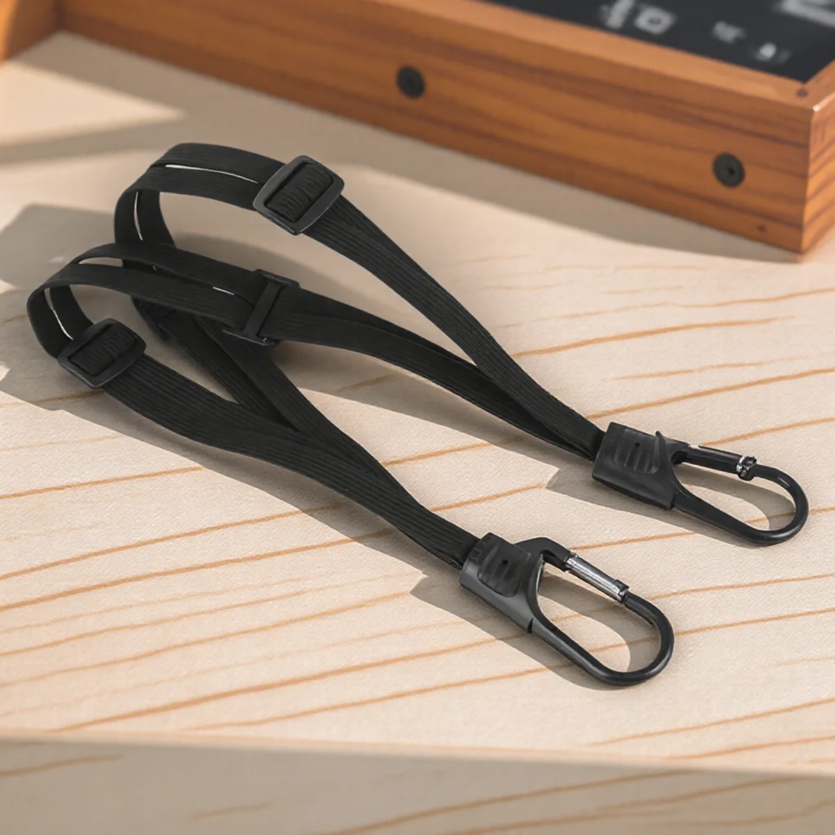 60 см ремни для мотоциклетного шлема эластичная веревка фиксированный ремень багажная сетка аксессуары для велосипедов мотоциклов защитные крючки для снаряжения
60 см ремни для мотоциклетного шлема эластичная веревка фиксированный ремень багажная сетка аксессуары для велосипедов мотоциклов защитные крючки для снаряжения