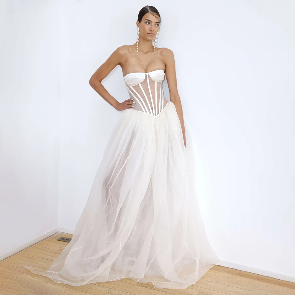 Elegant White Fishbone Strapless Long Dress Mesh See-through Wedding Skirt Summer Vacation Gown Elastic Waist Sleeveless
Elegant White Fishbone Strapless Long Dress Mesh See-through Wedding Skirt Summer Vacation Gown Elastic Waist Sleeveless