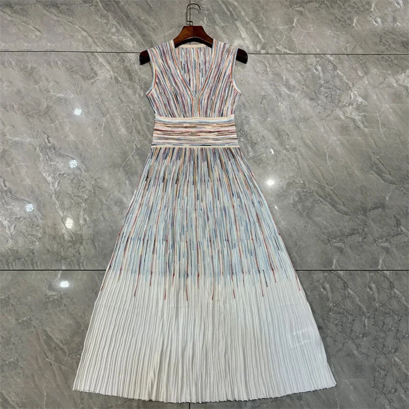 Women's dress New elastic knitted slim fit V-neck long dress for spring 2026 Rainbow striped waist cinched sleeveless dress y2k
Women's dress New elastic knitted slim fit V-neck long dress for spring 2026 Rainbow striped waist cinched sleeveless dress y2k