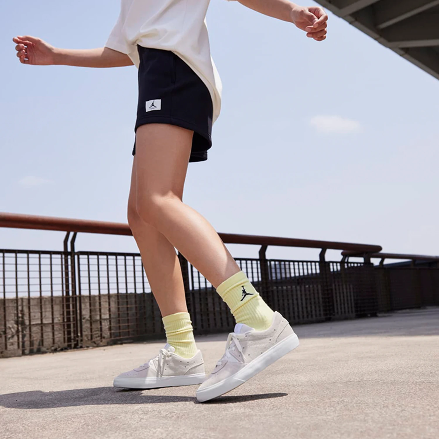 Nike Genuine Air Jordan Women's Cushioned Lightweight Breathable Court Shoes DN1857-101
Nike Genuine Air Jordan Women's Cushioned Lightweight Breathable Court Shoes DN1857-101