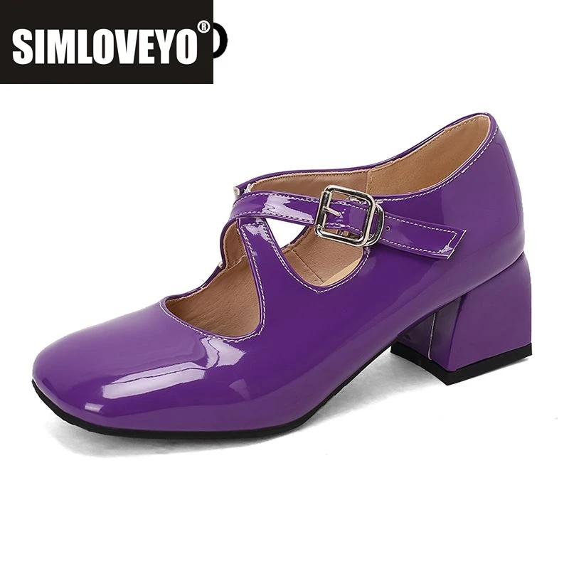 SIMLOVEYO 2025 Новые блестящие женские туфли-лодочки с квадратным носком на массивном каблуке 5,5 см с пряжкой и ремешком, большой размер 46 47 48 Женская весенняя обувь для свиданий
SIMLOVEYO 2025 Новые блестящие женские туфли-лодочки с квадратным носком на массивном каблуке 5,5 см с пряжкой и ремешком, большой размер 46 47 48 Женская весенняя обувь для свиданий