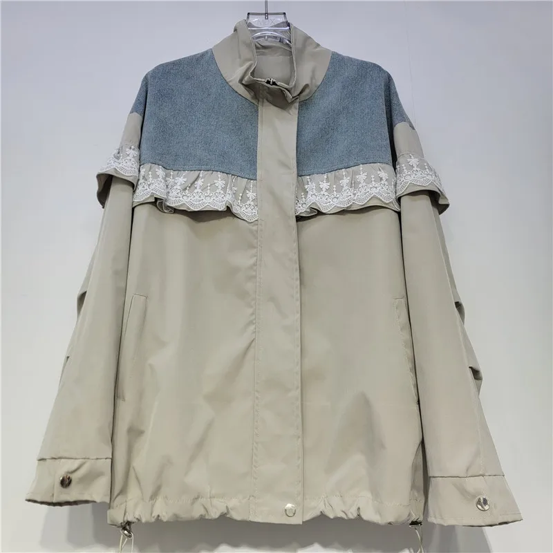 SuperAen Fashion Retro Design 2025 Autumn New Sweet Lace Patchwork Denim Coat Korean-style Zipper Loose Casual Coats
SuperAen Fashion Retro Design 2025 Autumn New Sweet Lace Patchwork Denim Coat Korean-style Zipper Loose Casual Coats