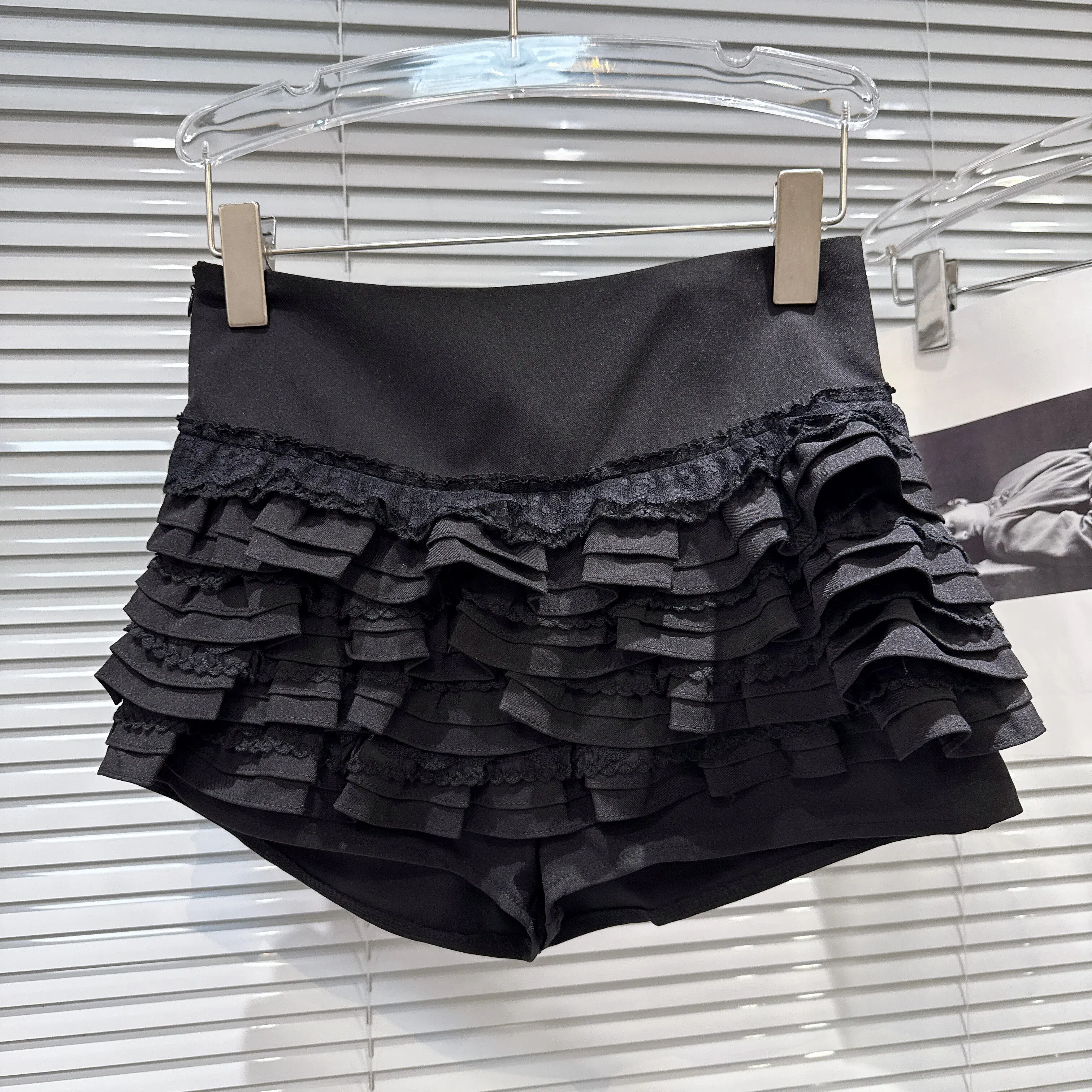 2026 Spring New Sweet Style Multi-layered Ruffle Hem High-waisted Mini Skirt, Cake Skirt for Women
2026 Spring New Sweet Style Multi-layered Ruffle Hem High-waisted Mini Skirt, Cake Skirt for Women