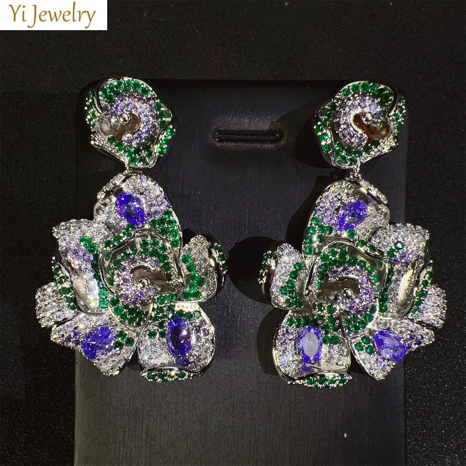 Luxury Earrings Big Flower Red Purple Blue Yellow Zirconia Wedding Bride Women Earrings Gown Jewelry Dinner Party Anniversary
Luxury Earrings Big Flower Red Purple Blue Yellow Zirconia Wedding Bride Women Earrings Gown Jewelry Dinner Party Anniversary