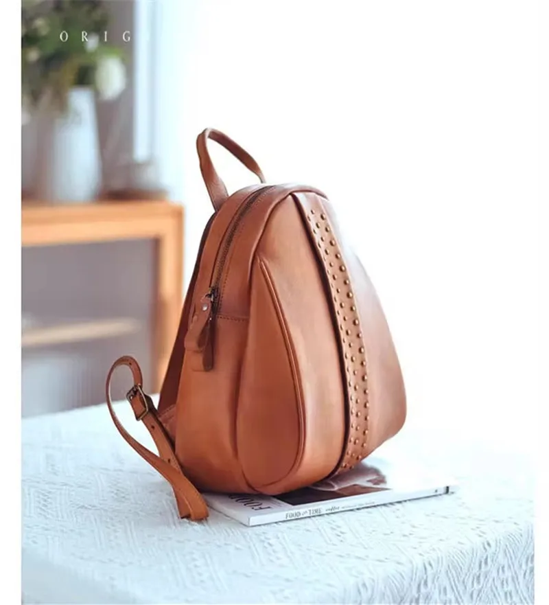 Organizer designer high-quality genuine leather women's backpack weekend party luxury handmade real cow leather female bookbag 
Organizer designer high-quality genuine leather women's backpack weekend party luxury handmade real cow leather female bookbag