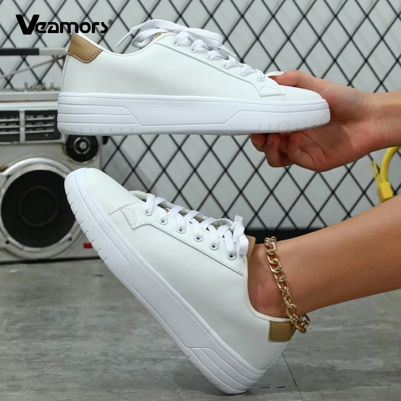 Fashion Sequined Casual Sports Shoes Men's Non-slip Board Shoes Women's PU Leather Lace-up Daily Running Jogging Sneakers
Fashion Sequined Casual Sports Shoes Men's Non-slip Board Shoes Women's PU Leather Lace-up Daily Running Jogging Sneakers