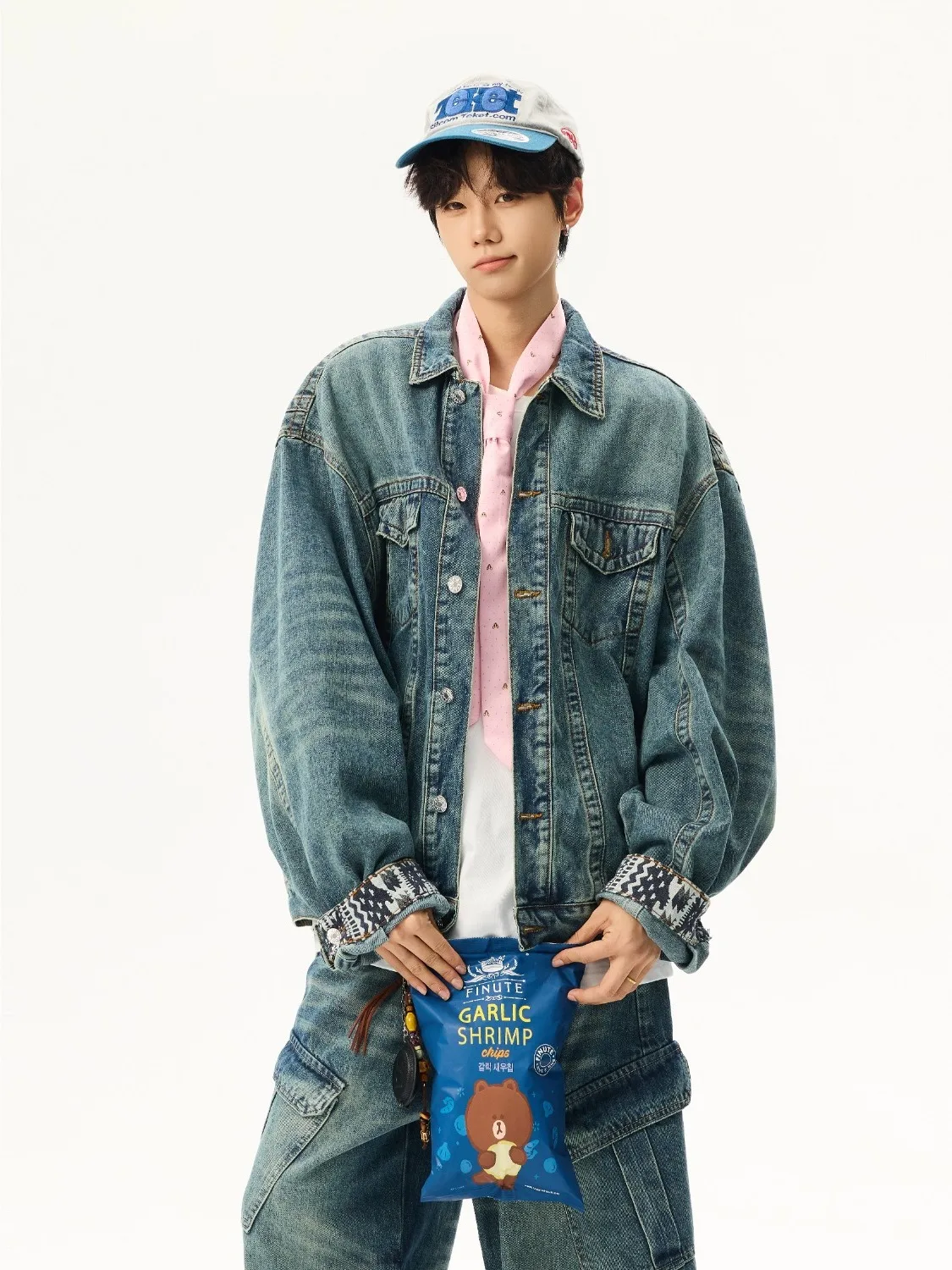 American Retro ort Coat Casual Cotton Polyester Jaet for Men with Nut Flower Flip Casual Loose Fit ort Sle Coat
American Retro ort Coat Casual Cotton Polyester Jaet for Men with Nut Flower Flip Casual Loose Fit ort Sle Coat