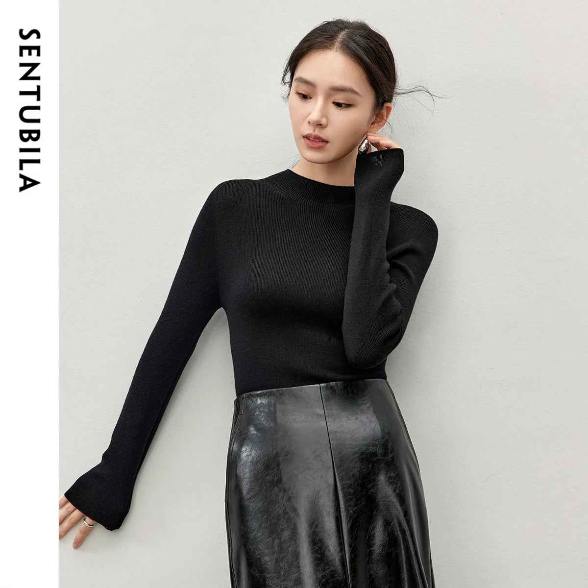 SENTUBILA 100% Wool Sweater for women 2025 Winter Basic Half High Neck Knit Jumpers Casual Slim Fit Long Sleeve Top W53HA3618X
SENTUBILA 100% Wool Sweater for women 2025 Winter Basic Half High Neck Knit Jumpers Casual Slim Fit Long Sleeve Top W53HA3618X