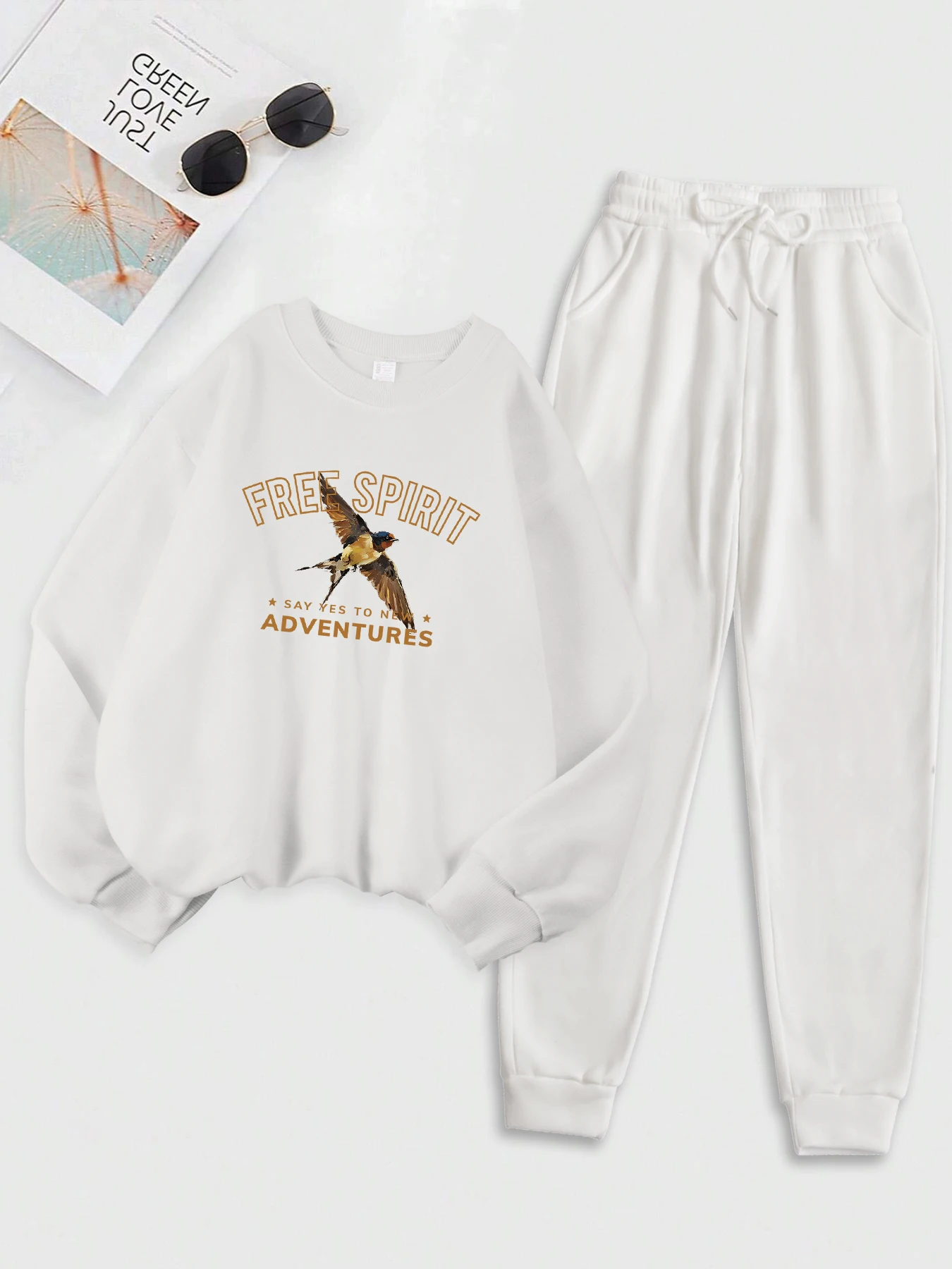 Swallow Free Spirit Adventures Printed Sweatshirt Set Woman Soft Multicolor Sweatshirts warm Autumn Clothes Casual Loose Hoody
Swallow Free Spirit Adventures Printed Sweatshirt Set Woman Soft Multicolor Sweatshirts warm Autumn Clothes Casual Loose Hoody