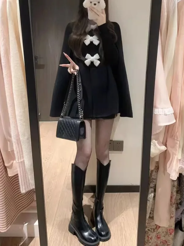 Корейское шерстяное пальто в стиле Хепберн: уникальный дизайн, модное, с загадочной атмосферой, длинный рукав, круглый вырез, однотонное.
Корейское шерстяное пальто в стиле Хепберн: уникальный дизайн, модное, с загадочной атмосферой, длинный рукав, круглый вырез, однотонное.