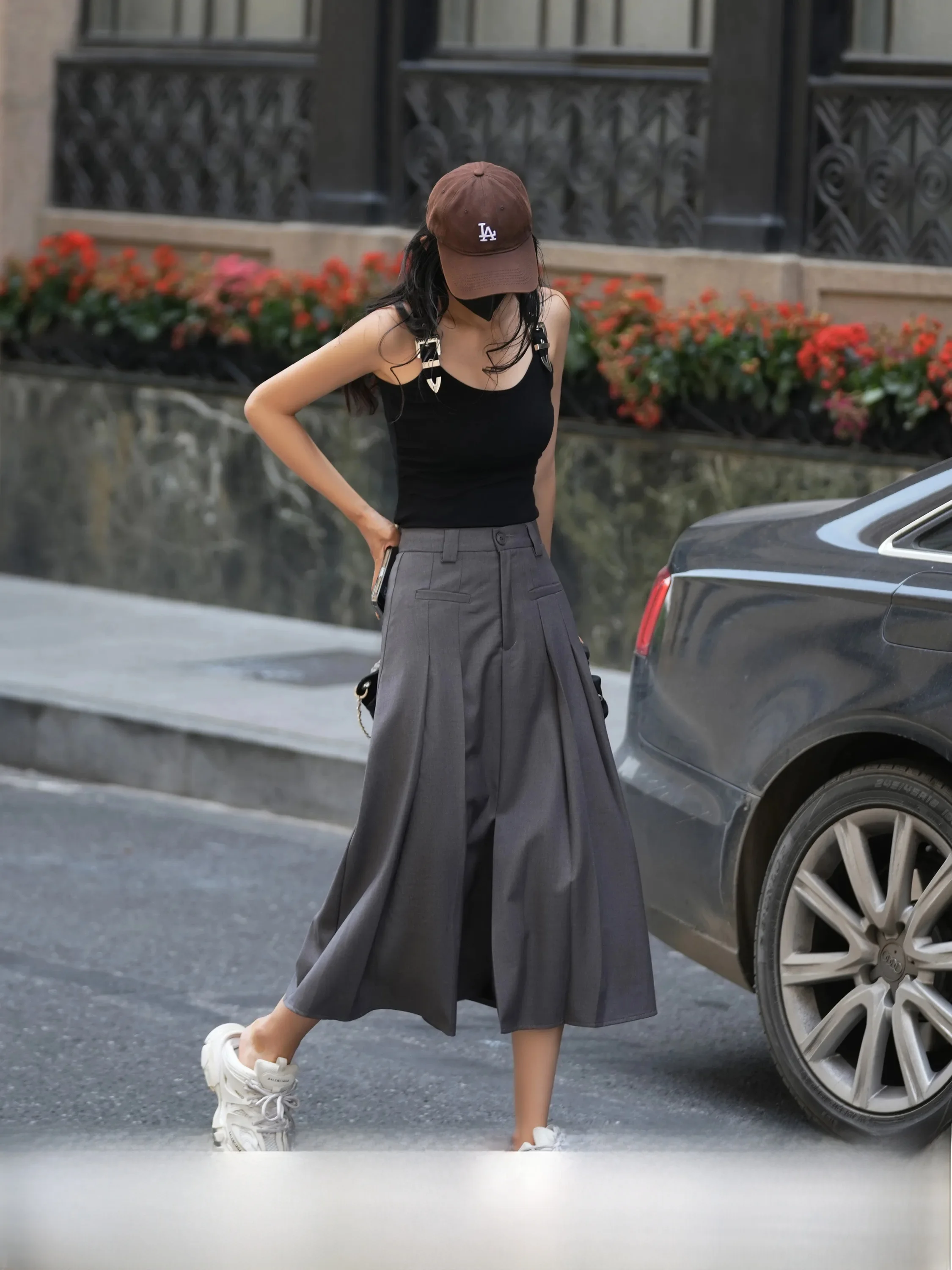 Luna7xi Grey High Waist A-Line Midi Skirt with Pockets Summer Slimming Design Women's Fashion Commute Korean Style Pleated Skirt
Luna7xi Grey High Waist A-Line Midi Skirt with Pockets Summer Slimming Design Women's Fashion Commute Korean Style Pleated Skirt