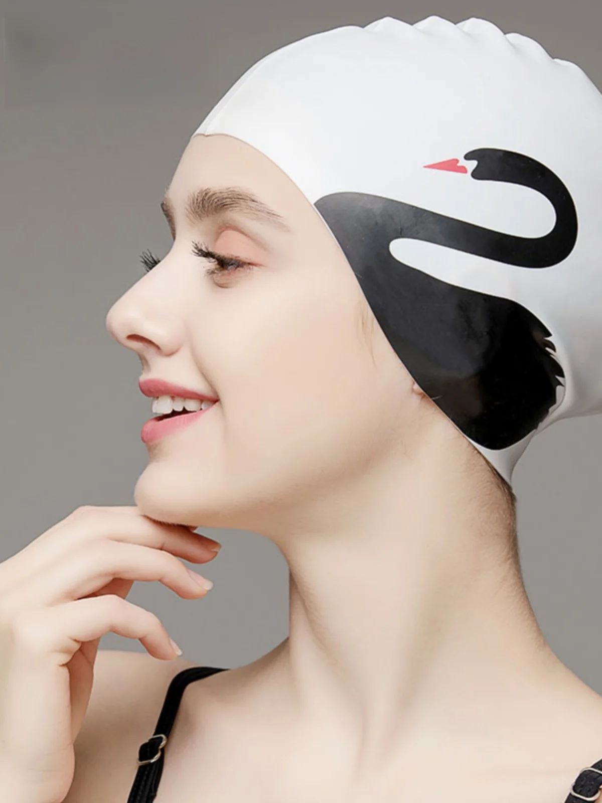 Водонепроницаемая силиконовая шапочка для плавания с длинными волосами, комфортная, не давит на голову, для взрослых, профессиональная, с защитой ушей, большой размер, популярная на сети
Водонепроницаемая силиконовая шапочка для плавания с длинными волосами, комфортная, не давит на голову, для взрослых, профессиональная, с защитой ушей, большой размер, популярная на сети