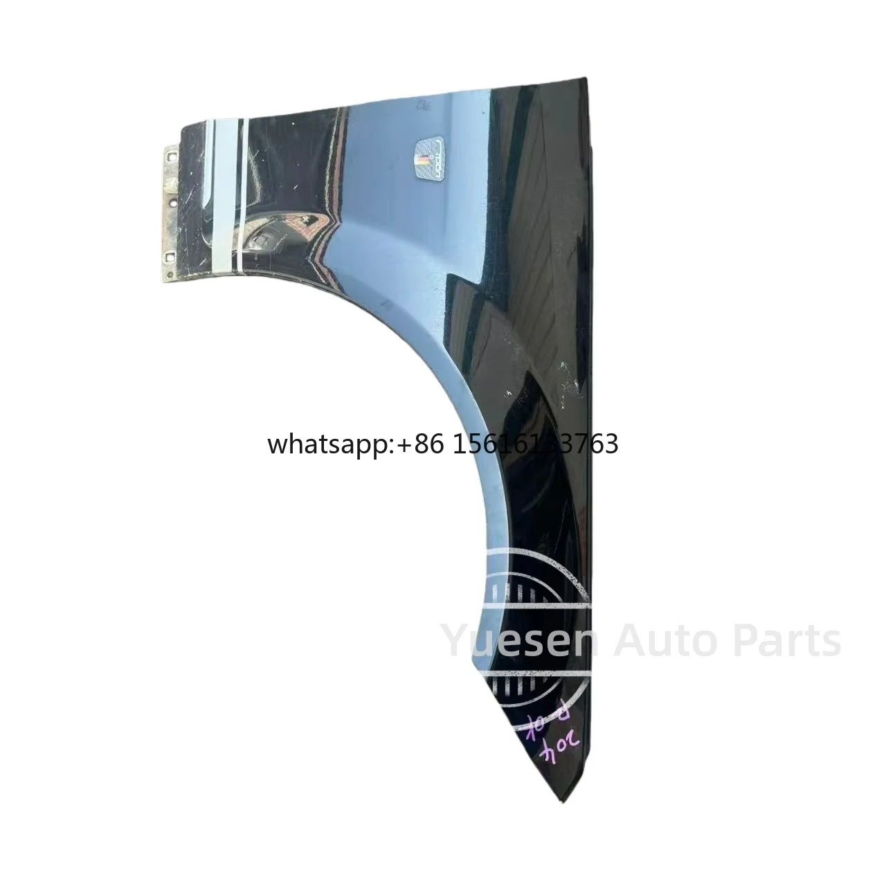 High-quality Used Original Disassembled Auto Parts Fender Used OEM Part for Mercedes-Benz C-Class W204 OE A2048800118
High-quality Used Original Disassembled Auto Parts Fender Used OEM Part for Mercedes-Benz C-Class W204 OE A2048800118