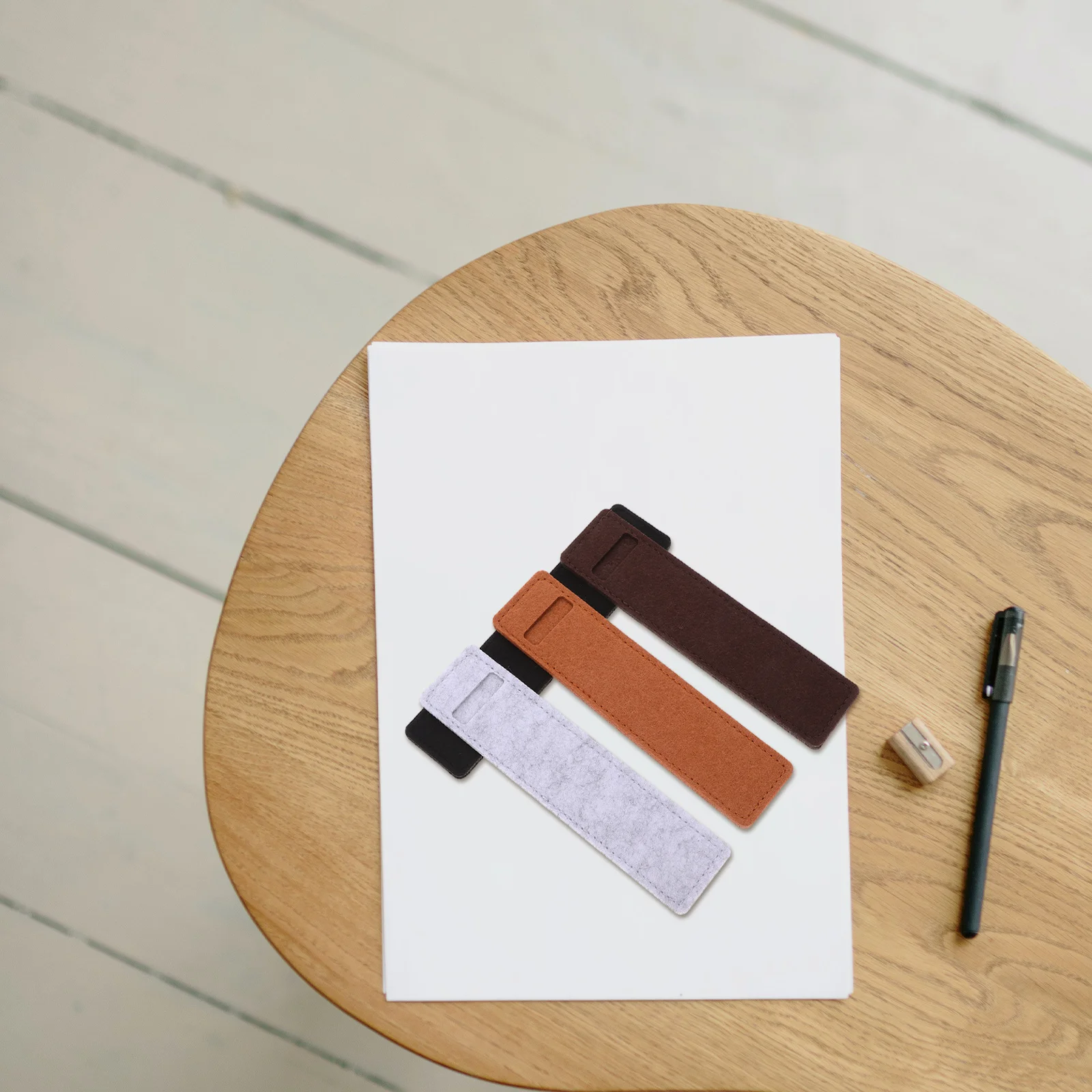 8Pcs Felt Pencil Case Mini Sleeve Pouch Single Pen Holder Fountain Pen Case for Office School Supplies 
8Pcs Felt Pencil Case Mini Sleeve Pouch Single Pen Holder Fountain Pen Case for Office School Supplies