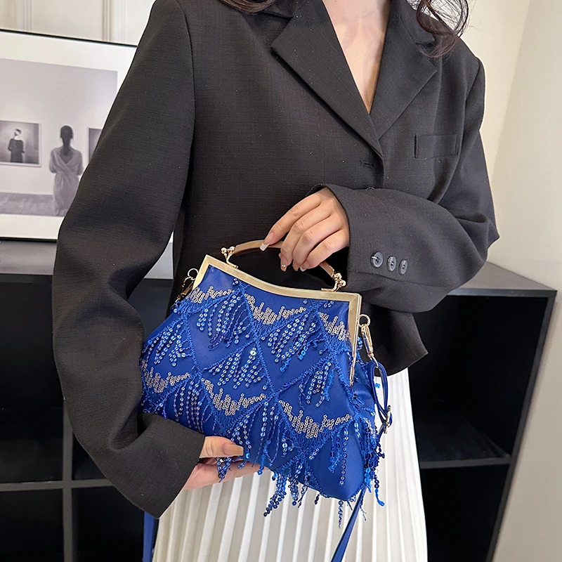 Women Leather Luxury Classic Fashion Designer Shoulder Tote Bag Elegant Crossbody Handbag For Modern Casual Style
Women Leather Luxury Classic Fashion Designer Shoulder Tote Bag Elegant Crossbody Handbag For Modern Casual Style