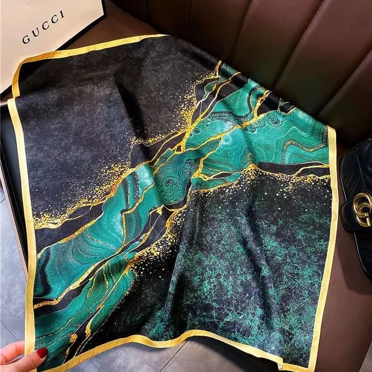 1PCS new Nordic style simple temperament 70 square scarf Spring and Autumn new Korean ins professional small square scarf
1PCS new Nordic style simple temperament 70 square scarf Spring and Autumn new Korean ins professional small square scarf