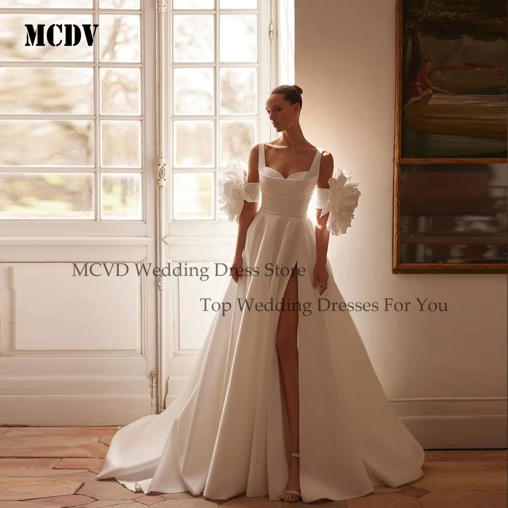 MCDV Customized Sleeveless Corset Satin Wedding Dresses Side Split A-Line Sweetheart Sweep Train Charming Pleats Ruching
MCDV Customized Sleeveless Corset Satin Wedding Dresses Side Split A-Line Sweetheart Sweep Train Charming Pleats Ruching
