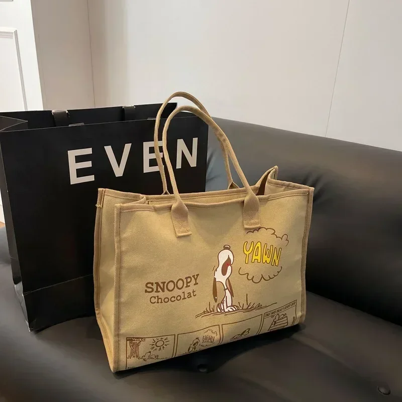 Snoopy New Fashion Shoulder Bag Large Capacity Letter Handbag Travel Casual Storage Bag Canvas Diapers Tote Bag
Snoopy New Fashion Shoulder Bag Large Capacity Letter Handbag Travel Casual Storage Bag Canvas Diapers Tote Bag