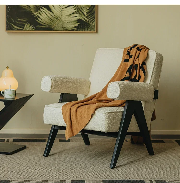 Italian Retro Leisure Chair Living Room Armchair Light Luxury Balcony Antique Style Couch
Italian Retro Leisure Chair Living Room Armchair Light Luxury Balcony Antique Style Couch